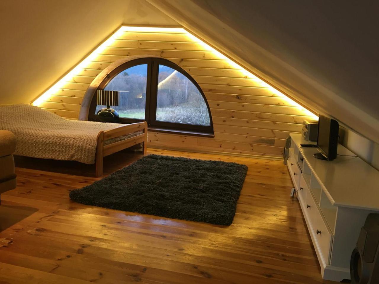 Villa Dom Grabowa Z Sauna I Podgrzewanym Basenem à Gilowice  Extérieur photo